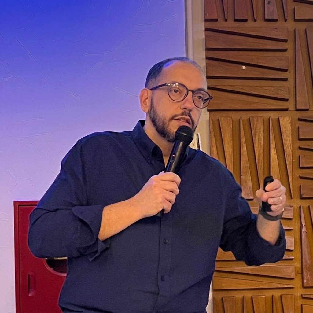 Carlos Silva